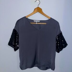 NWT women’s Gray sassy sequined sleeved top small